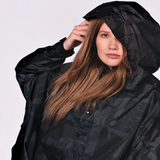 Rainkiss Poncho - Back to Black Art Camo